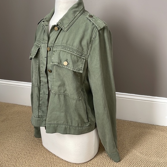 Gap women’s olive cropped utility jacket size large - Picture 2 of 5